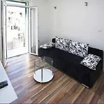 Old Town With Private Indoor Garage Parking * Split