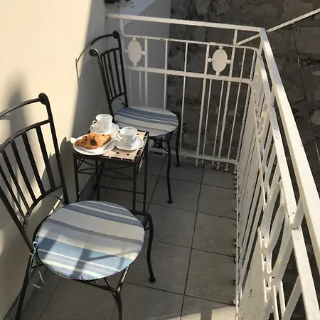Apartment Old Town With Private Indoor Garage Parking