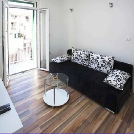 Old Town With Private Indoor Garage Parking * 스플리트