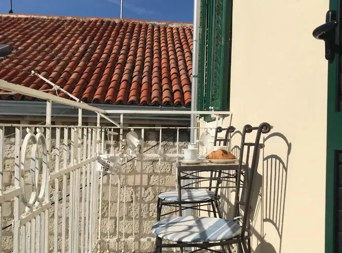 Apartamento Old Town With Private Indoor Garage Parking *