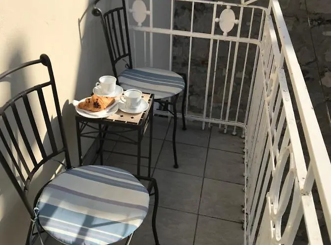 Apartamento Old Town With Private Indoor Garage Parking